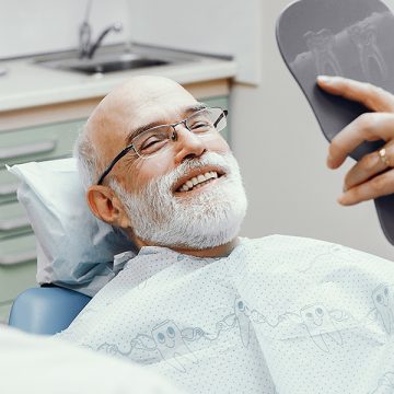 Why Should You Choose Dentures From Professional Dentists?