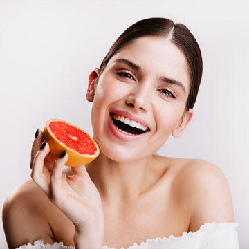 The Role of Vitamin C in Healing Bleeding Gums