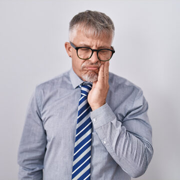 Why Seniors Might Need Wisdom Teeth Removal if There is Pain