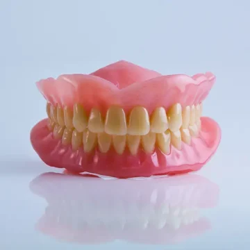 Adjusting to New Dentures: Tips for Edison Residents