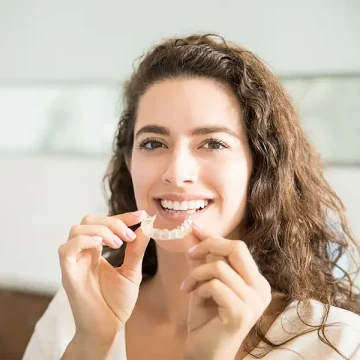 How to Prevent Your Teeth From Shifting After Invisalign: The Truth About Retainers